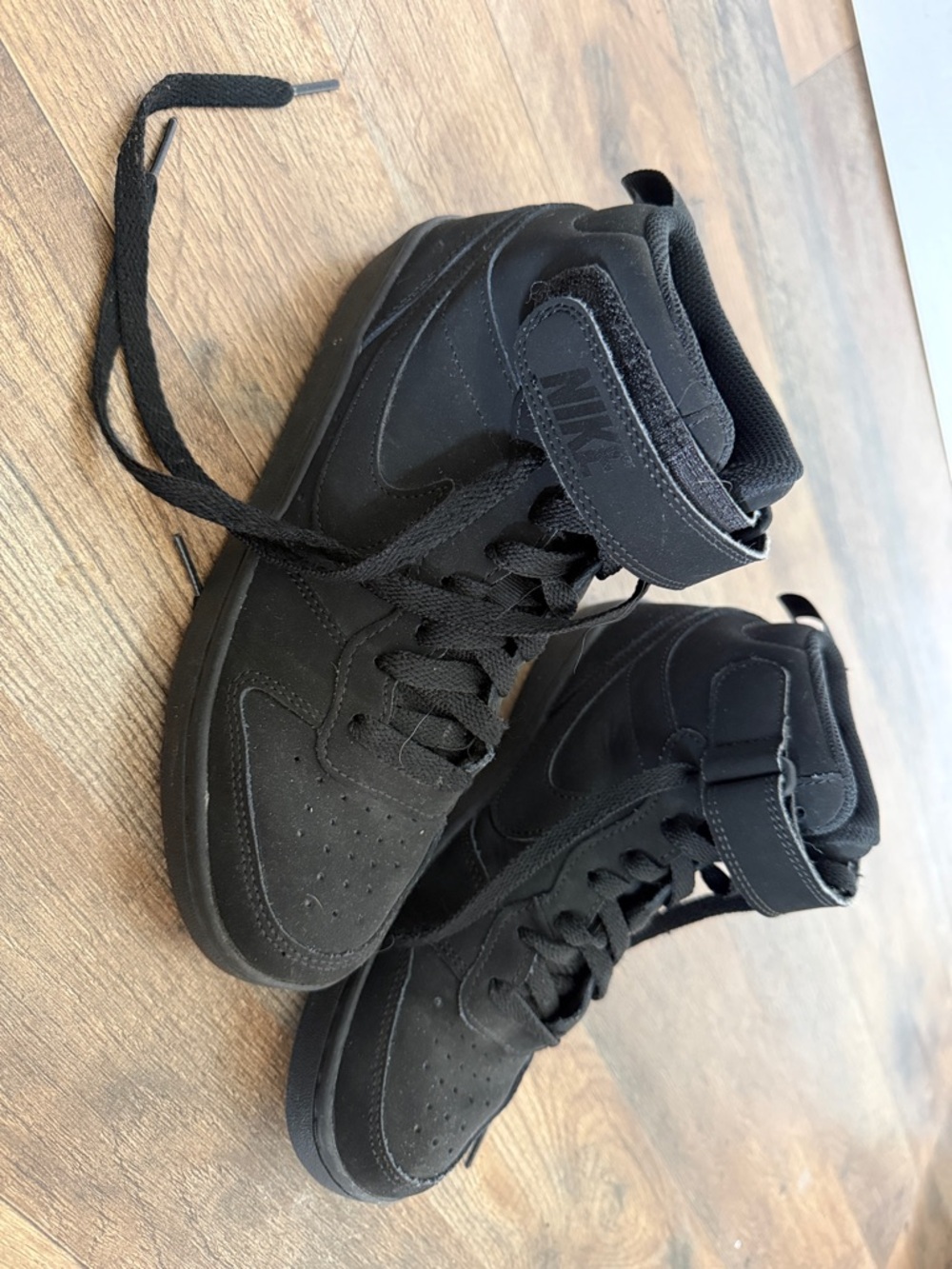 Nike Kids Black High-Top Sneakers with Ankle Strap